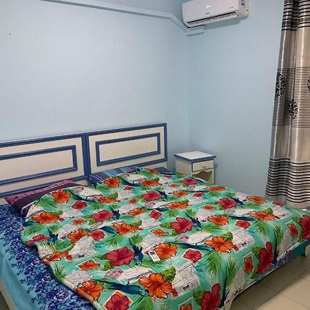 Well Equipped Peaceful 3 Bedroom Apartment Flic en Flac Exterior photo