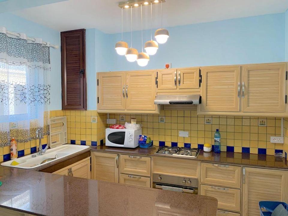 Well Equipped Peaceful 3 Bedroom Apartment Flic en Flac Exterior photo